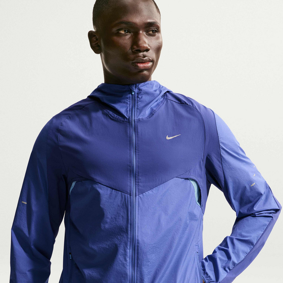 
NIKE, 
Men's Repel Running Jacket Stride Plus, 
Detail 1
