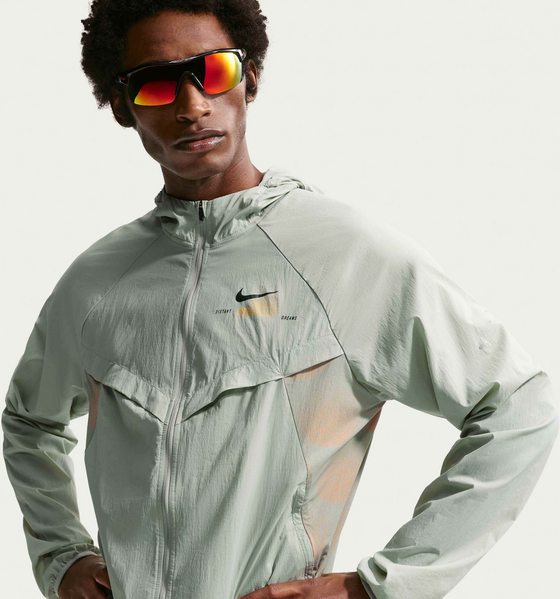 
NIKE, 
Men's Repel Uv Protection Running Jacket Stride, 
Detail 1
