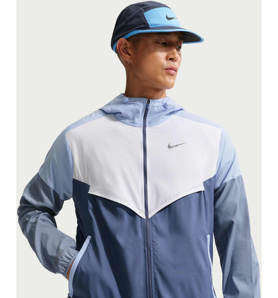 
NIKE, 
Men's Running Jacket Impossibly Light Windrunner, 
Detail 1
