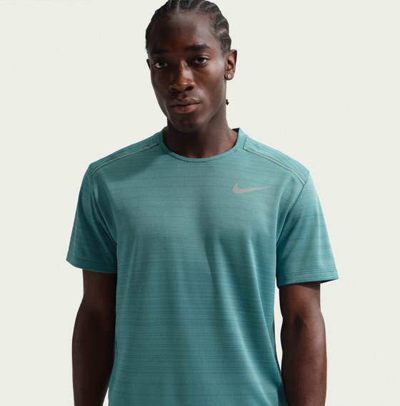 
NIKE, 
Men's Short-sleeve Running Top Miler, 
Detail 1
