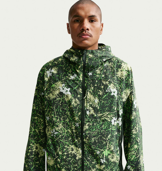 
NIKE, 
Men's Uv-protective Jacket Acg 'five Towers', 
Detail 1
