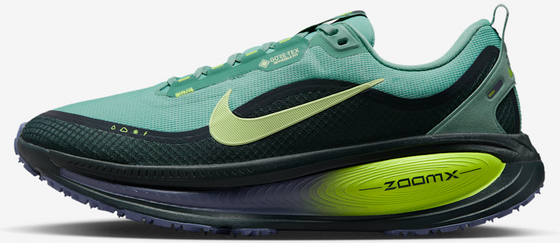 
NIKE, 
Men's Waterproof Road Running Shoes With Reflective Design Accents Vomero 18 Gore-tex, 
Detail 1
