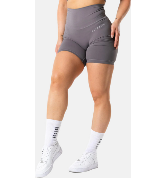 952104101101 RELODE Mercy Shorts - Grå  Model01 Detail