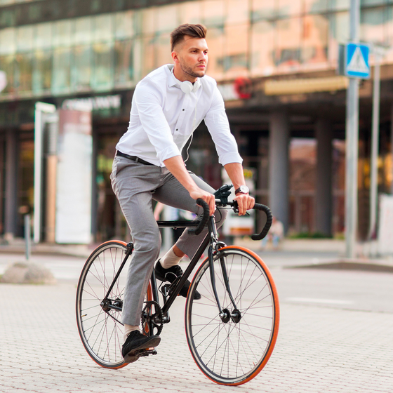 CELLY, Mobilhållare För Cykel Med Powerbank