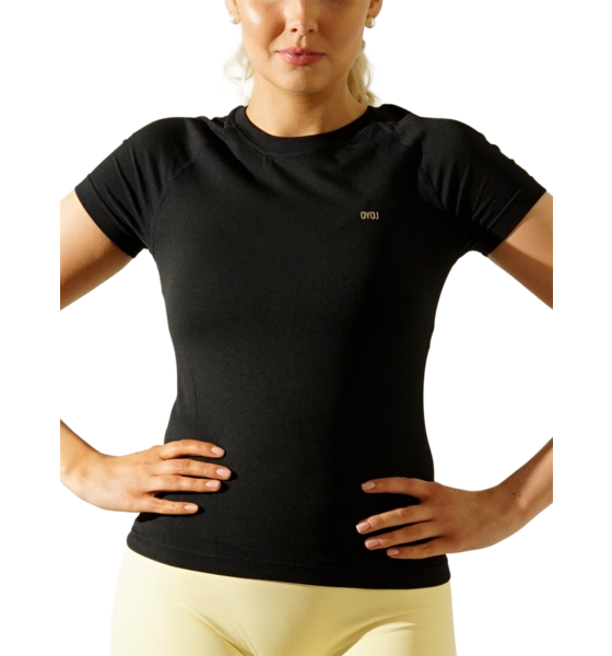 
OYOJ, 
Nova T-shirt - Black, 
Detail 1
