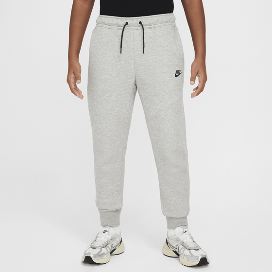 
NIKE, 
Older Kids' (boys') Joggers Sportswear Tech Fleece, 
Detail 1
