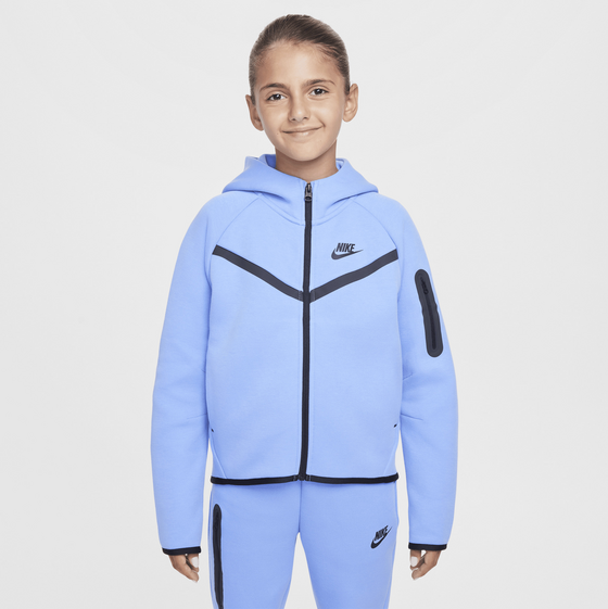 
NIKE, 
Older Kids' (girls') Full-zip Hoodie Sportswear Tech Fleece, 
Detail 1
