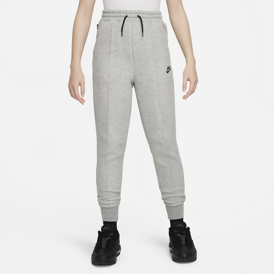 
NIKE, 
Older Kids' (girls') Joggers Sportswear Tech Fleece, 
Detail 1
