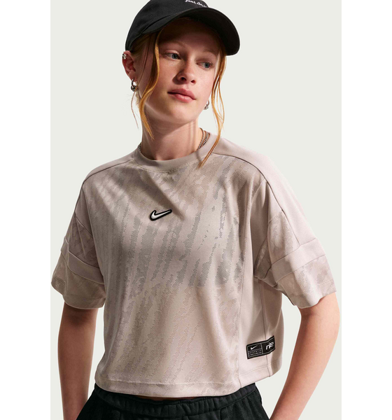 
NIKE, 
Older Kids' (girls') Mesh Cover-up Dance Top Sportswear, 
Detail 1
