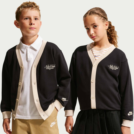 
NIKE, 
Older Kids' Cardigan Sportswear Club, 
Detail 1
