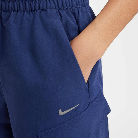 
NIKE, 
Older Kids' Cargo Shorts Sportswear City Utility, 
Detail 8

