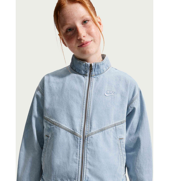 
NIKE, 
Older Kids' Denim Jacket Sportswear Collection Windrunner, 
Detail 1
