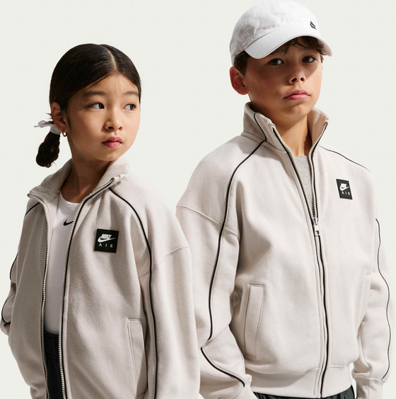 
NIKE, 
Older Kids' Fleece Tracksuit Jacket Air, 
Detail 1
