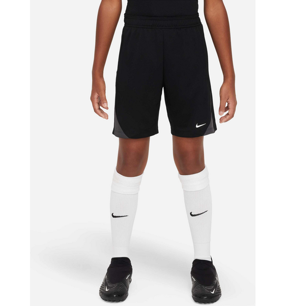395663501503 NIKE Older Kids' Football Shorts Dri-fit Strike  Model01 Detail