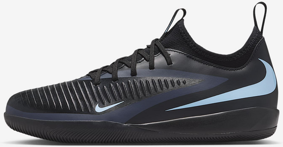 
NIKE, 
Older Kids' Indoor Court Football Shoes Jr. Phantom 6 Low Academy, 
Detail 1
