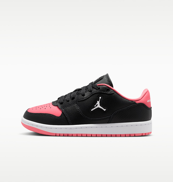 
JORDAN, 
Older Kids' Shoes Jordan Court Connect Low, 
Detail 1
