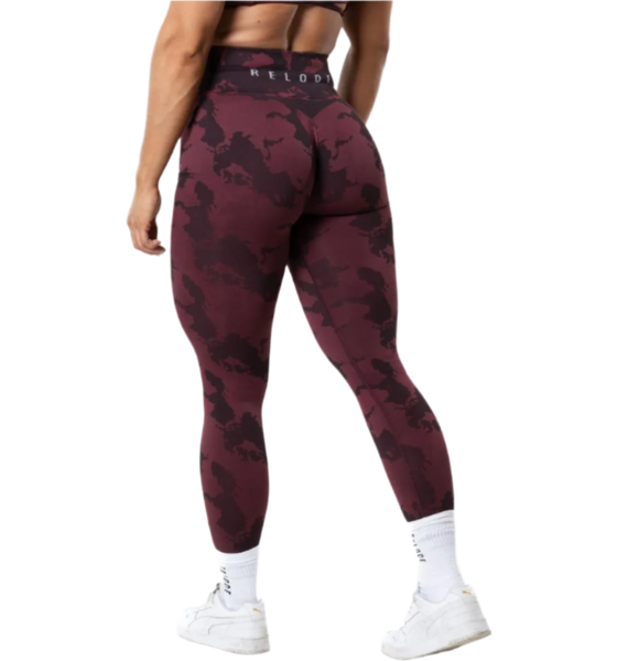 952096101101 RELODE Prime Scrunch Camo Tights - Röd  Model01 Detail