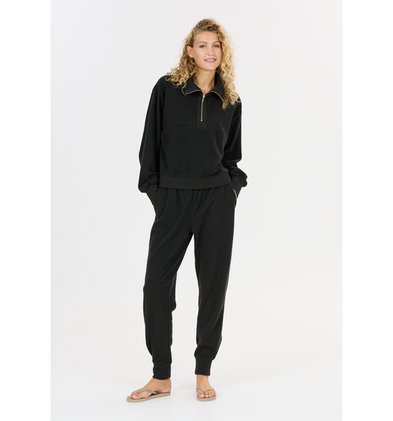 
ATHLECIA, 
Reiley, 
Detail 1
