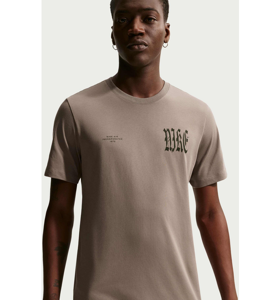 
NIKE, 
T-shirt Sportswear, 
Detail 1
