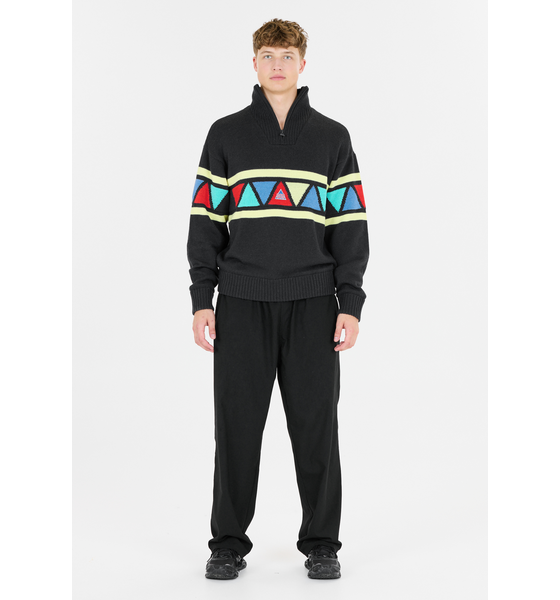 
SOS, 
The Windbreaker Pullover, 
Detail 1
