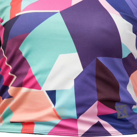 
ULTIMATE GARB, 
Ug Macaw, 
Detail 2
