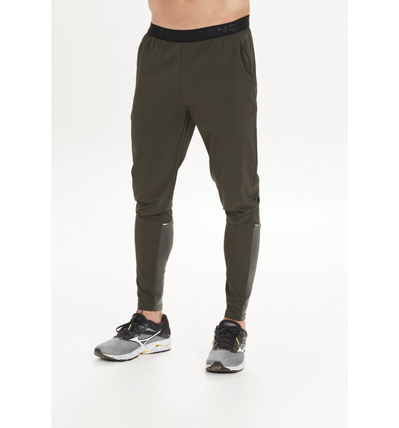 952615102102 ENDURANCE Wind Running Pants  Model01 Detail
