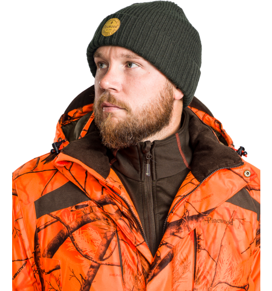 
PINEWOOD, 
Windy Hat, 
Detail 1
