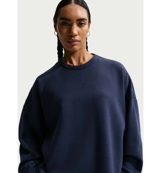 
NIKE, 
Women's Dri-fit Oversized Crew-neck Top 24.7 Impossiblysoft, 
Detail 1

