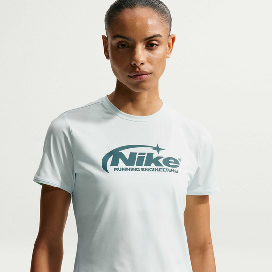 
NIKE, 
Women's Dri-fit Running Top Swift, 
Detail 1
