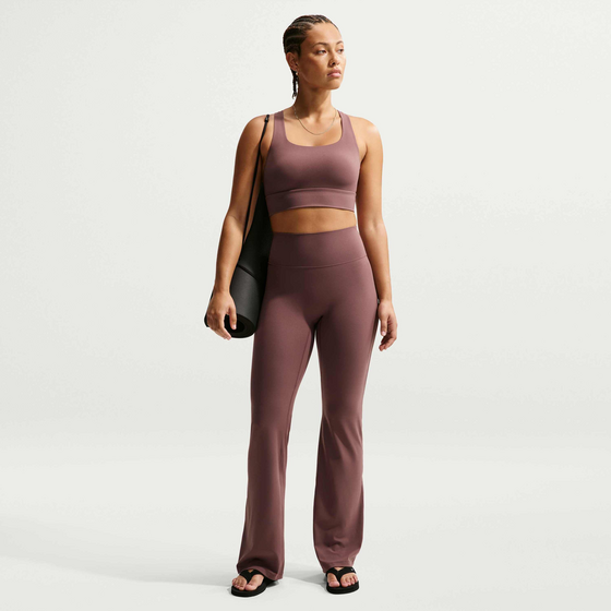 
NIKE, 
Women's High-waisted Flared Leggings With No Front Seam Zenvy, 
Detail 1
