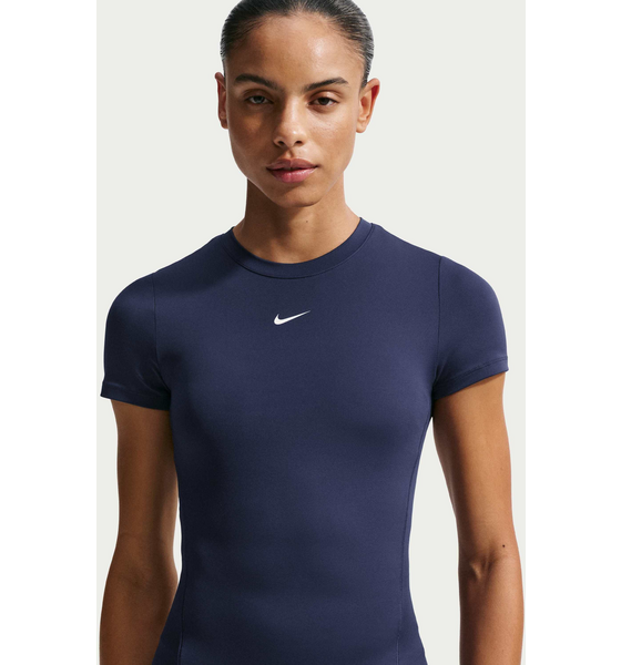 
NIKE, 
Women's One Fitted, 
Detail 1
