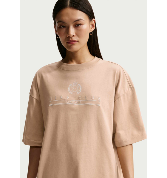 
NIKE, 
Women's Oversized Short-sleeve T-shirt Sportswear Classic, 
Detail 1
