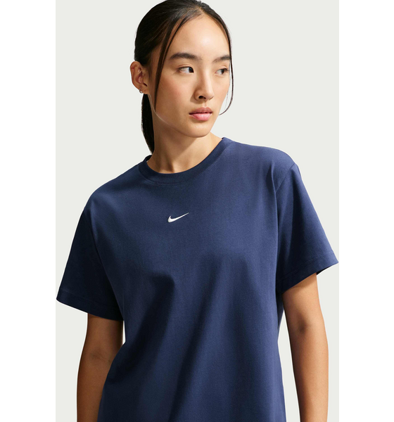 
NIKE, 
Women's Oversized T-shirt Sportswear Classic, 
Detail 1
