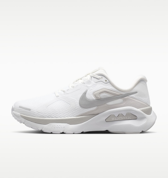 
NIKE, 
Women's Road Running Shoes Structure Plus, 
Detail 1
