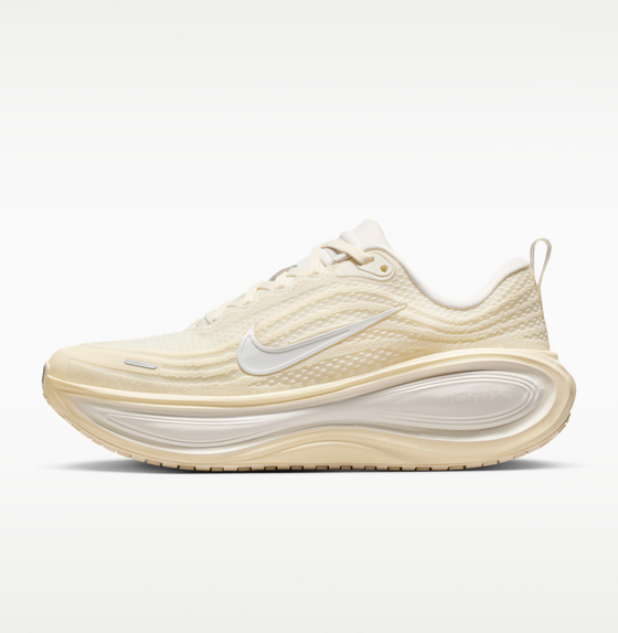 
NIKE, 
Women's Road Running Shoes Vomero Plus, 
Detail 1
