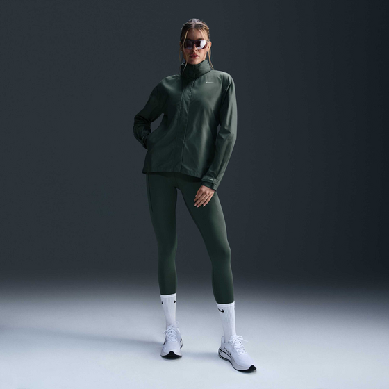 916624102101 NIKE Women's Running Jacket Fast Repel 916624102101 NIKE Women's Running Jacket Fast Repel Model01 Detail