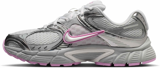
NIKE, 
Women's Shoes With Reflective Design Accents V5 Rnr, 
Detail 1
