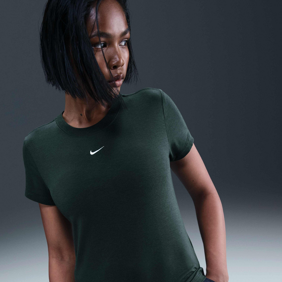 
NIKE, 
Women's T-shirt Sportswear Chill Knit, 
Detail 1

