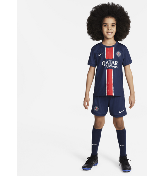 
NIKE, 
Younger Kids' Football Replica 3-piece Kit Paris Saint-germain 2024/25 Stadium Home, 
Detail 1
