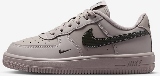 
NIKE, 
Younger Kids' Shoes Force 1 Tech Essential, 
Detail 1
