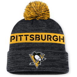 935214101101 FANATICS Beanie With Pom  Standard Small1x1