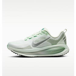 Women's Road Running Shoes Vomero 18 - BARELY GREEN/STEAM/LIGHT SILVER/METALLIC SILVER Standard Small1x1