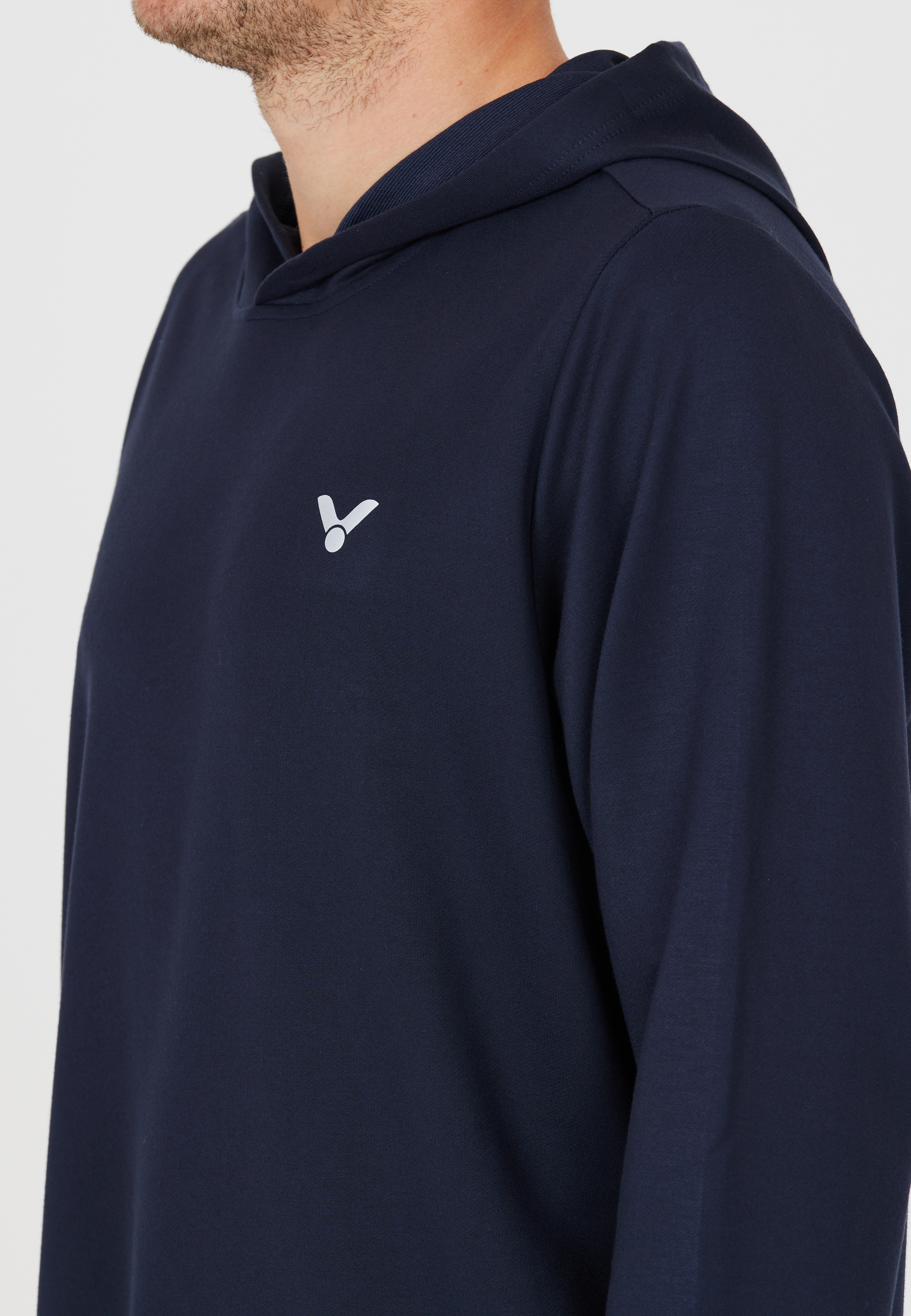 VICTOR, &Aring;rhundrade