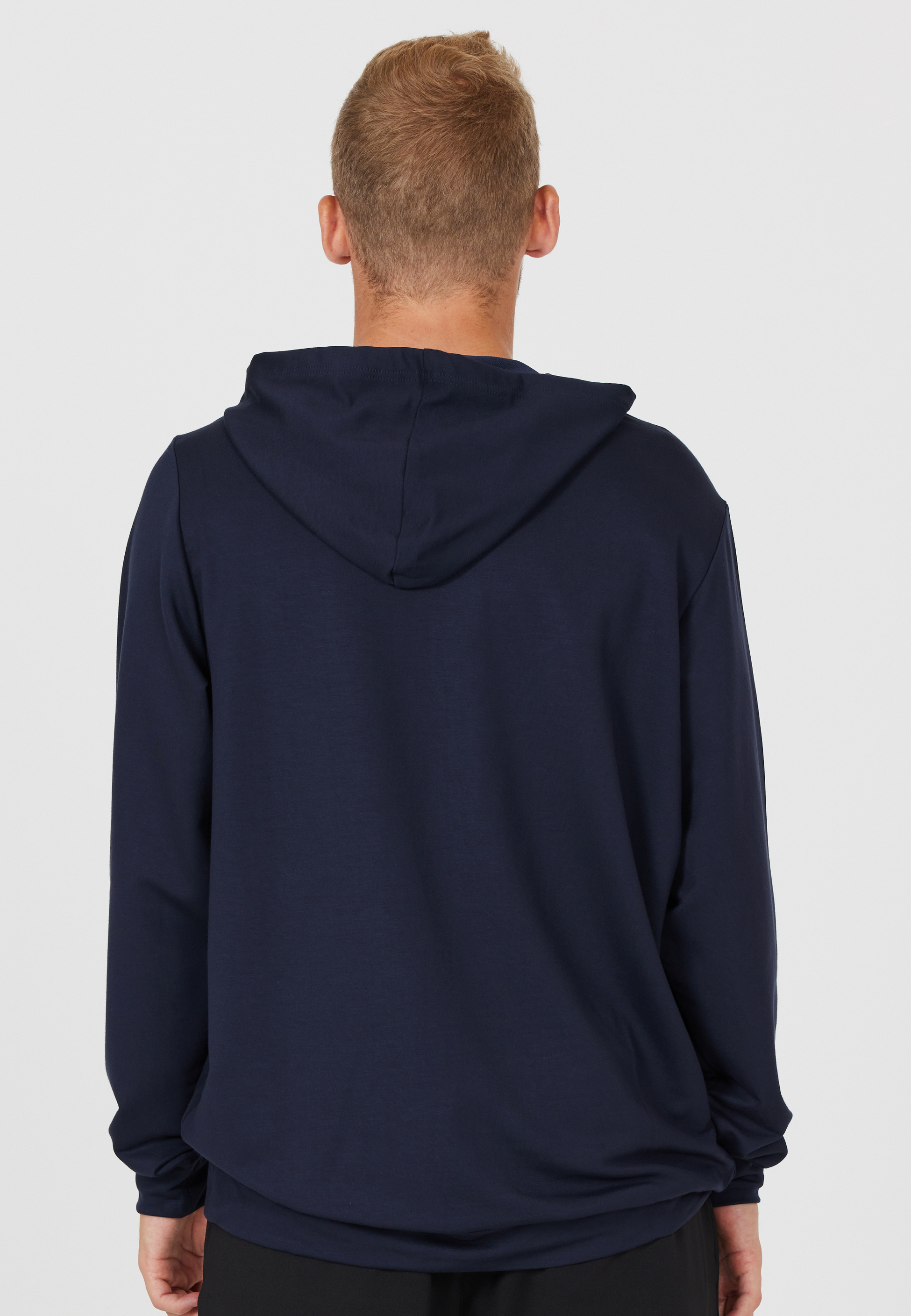 VICTOR, &Aring;rhundrade