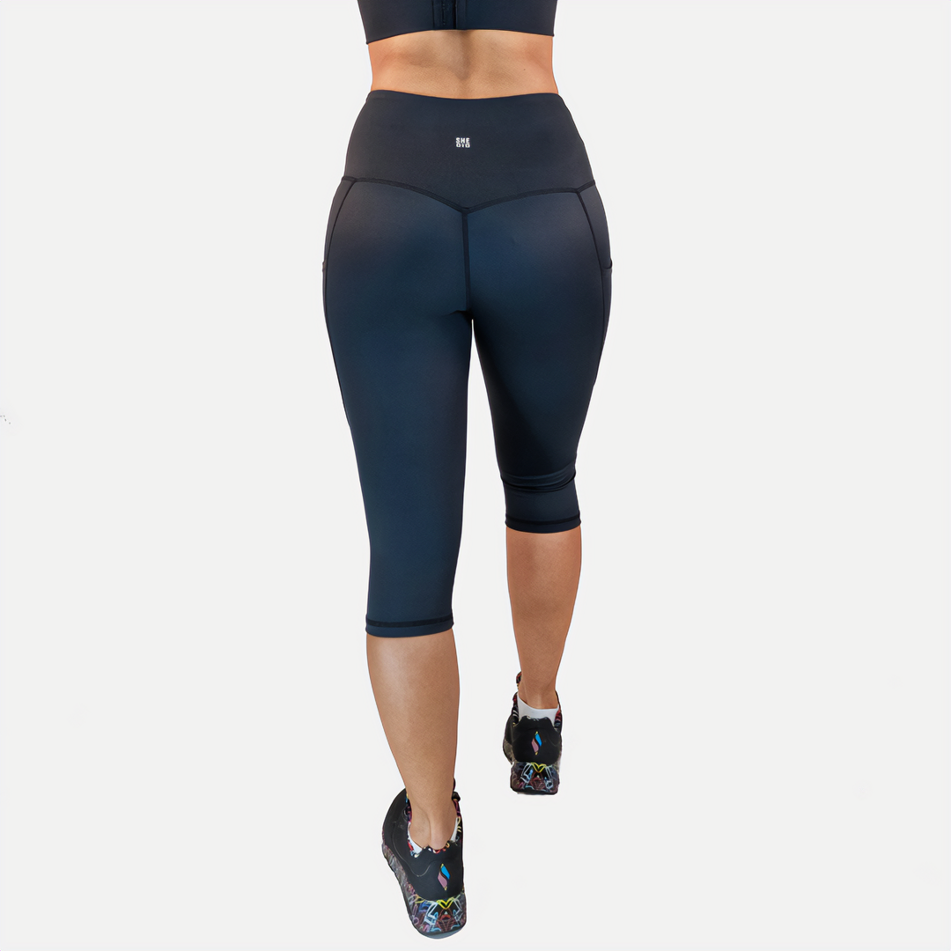 SHE DID, 3/4 Tights Svart