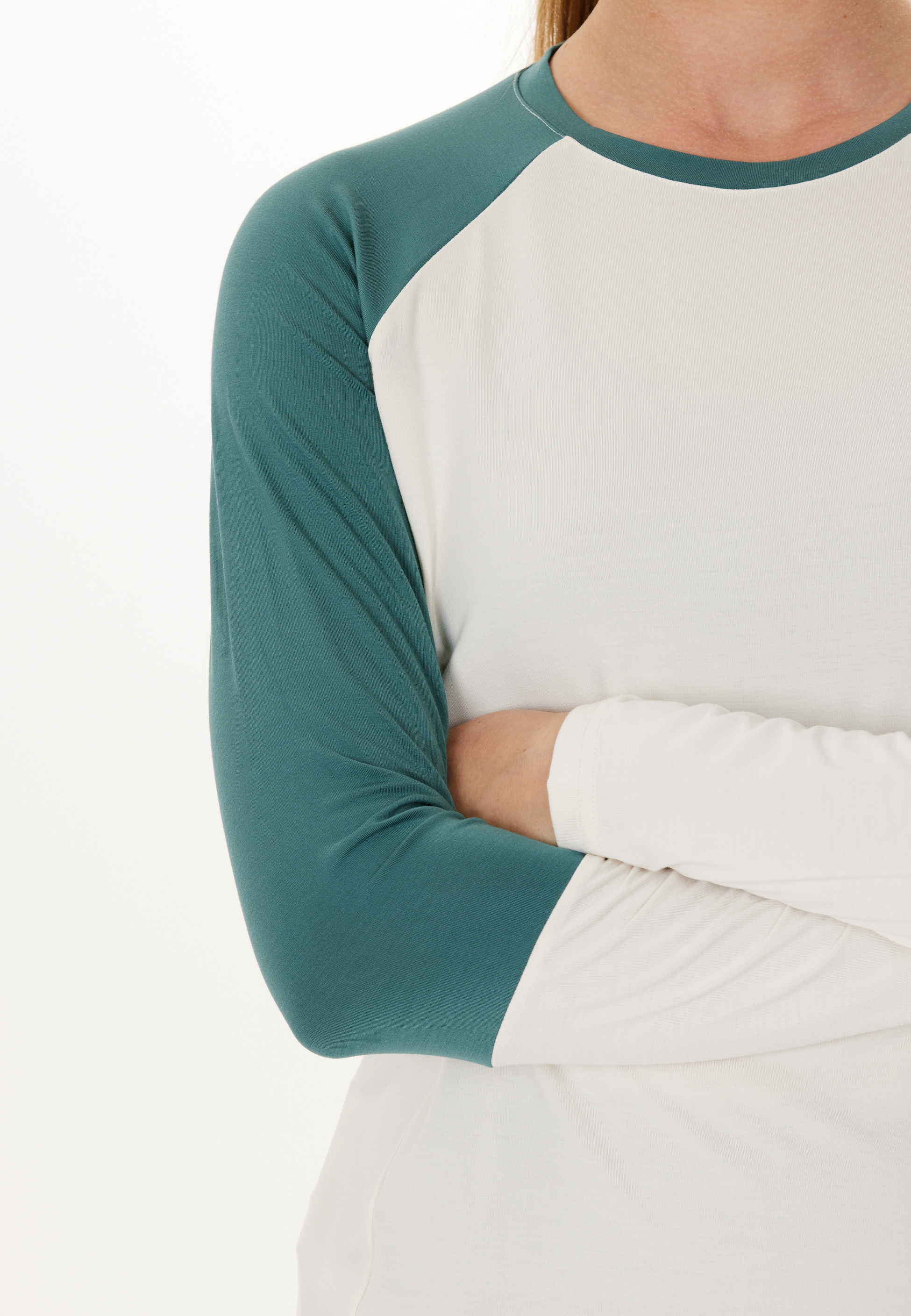 ENDURANCE, Abbye Long Sleeve Shirt