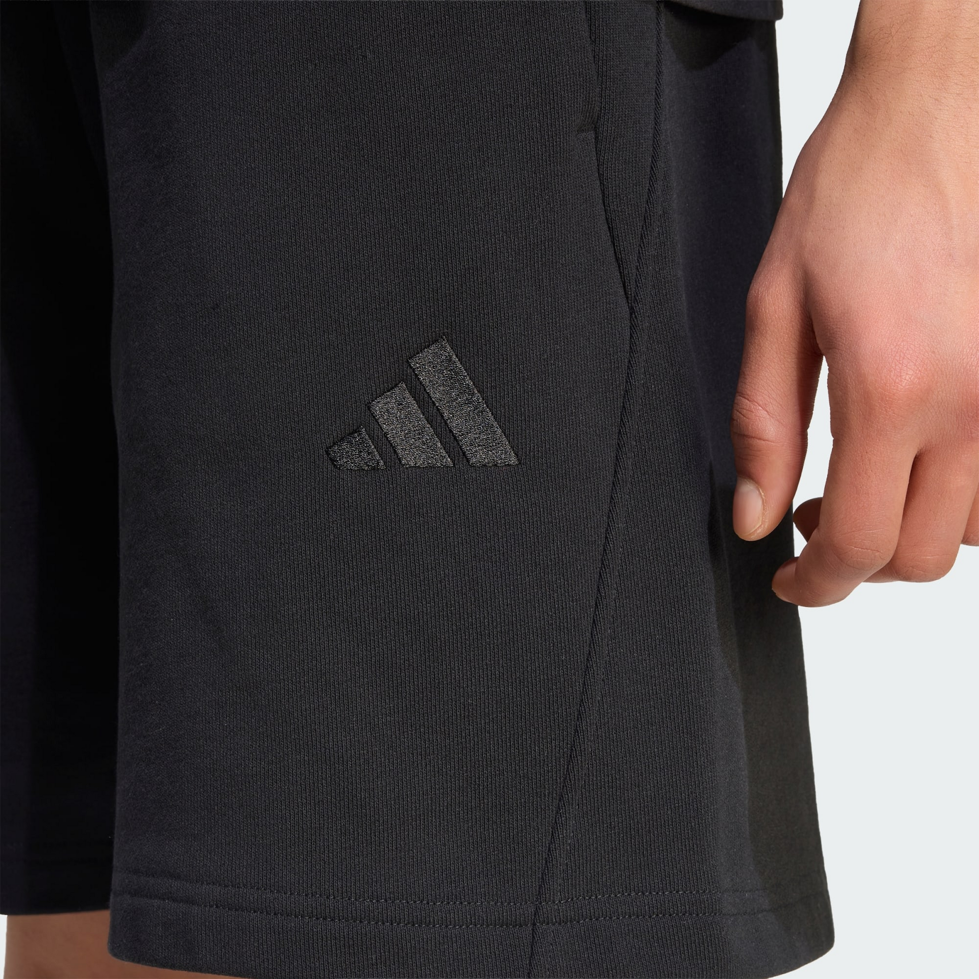 ADIDAS, Adidas Adidas Kit Small Logo Shorts