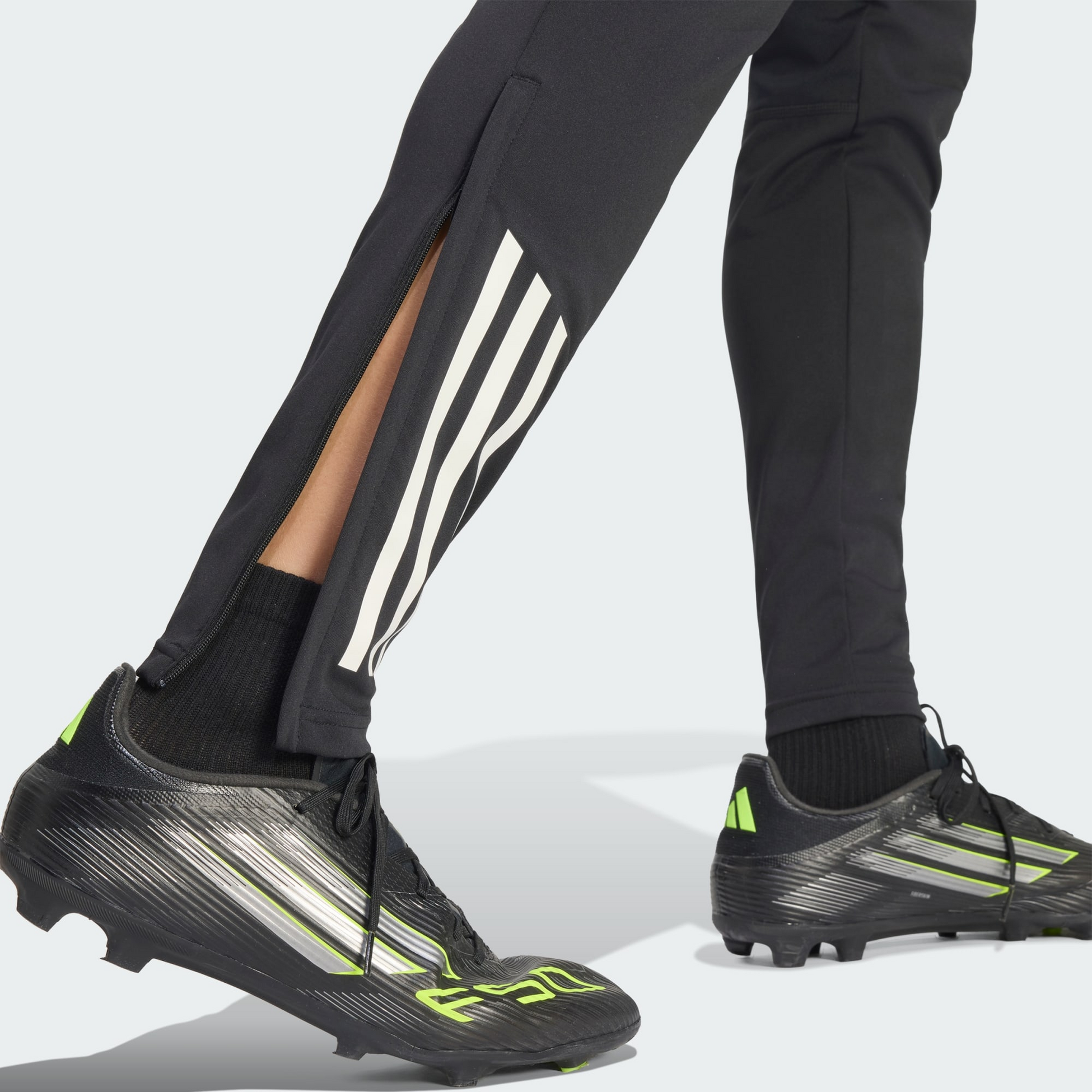 ADIDAS, Adidas Adidas Real Madrid Avengers 25/26 Tiro 25 Competition Träningsbyxor