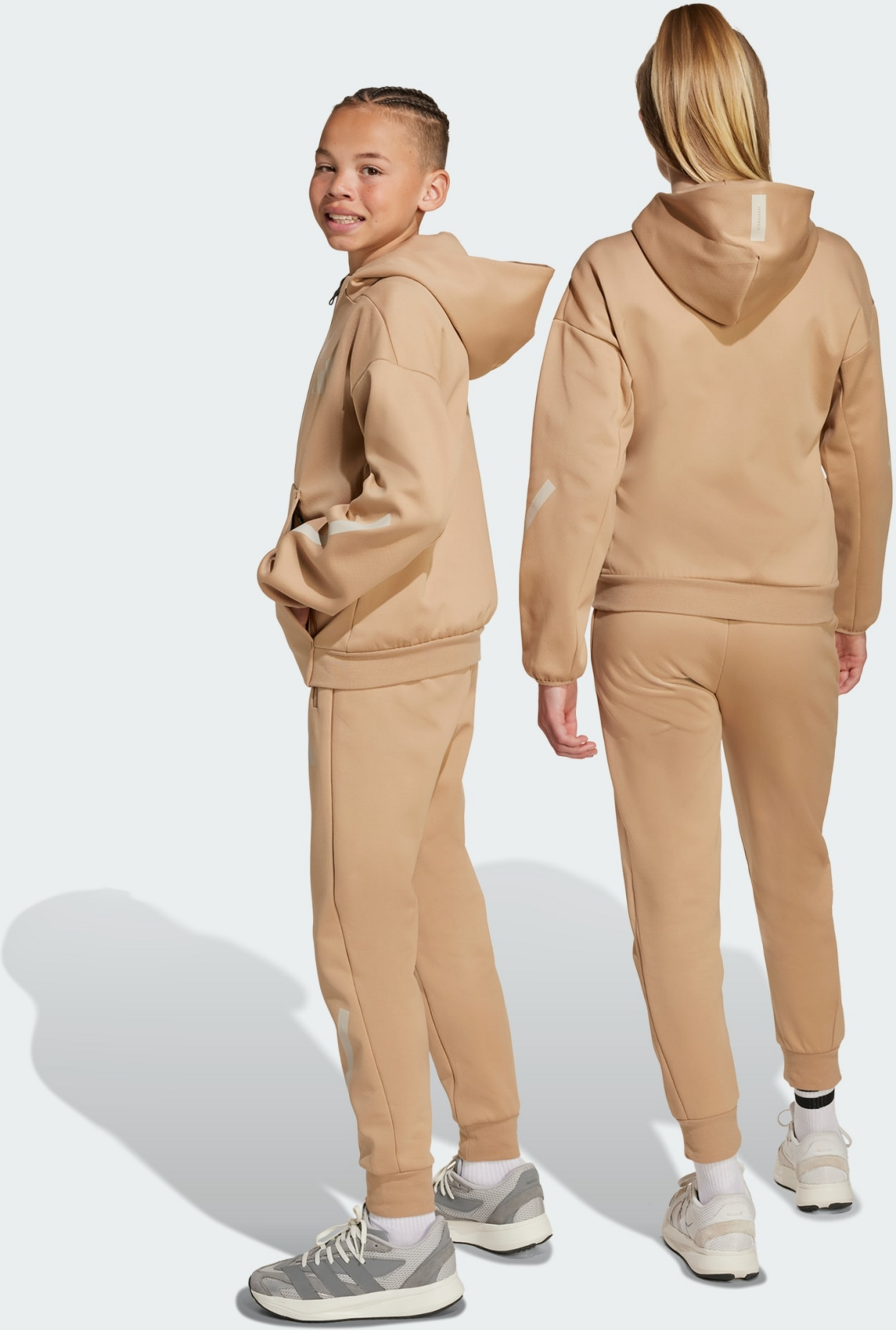 ADIDAS, Adidas Adidas Z.n.e. Byxor Med Avsmalnande Ben