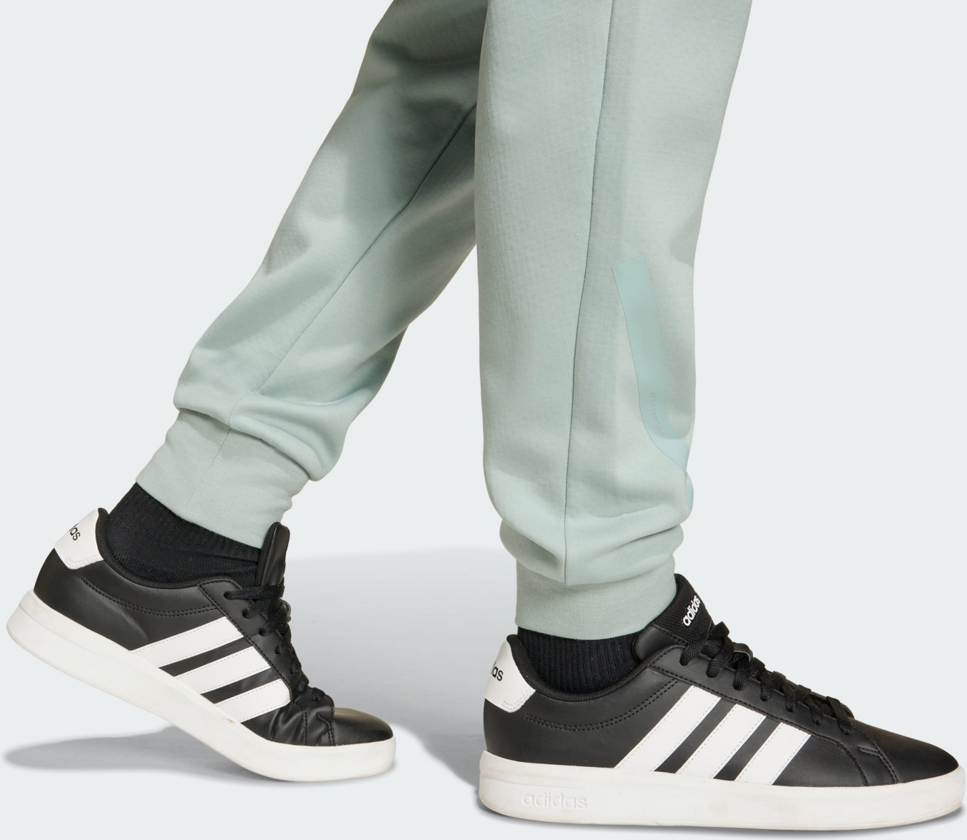ADIDAS, Adidas Adidas Z.n.e. Byxor Med Avsmalnande Ben